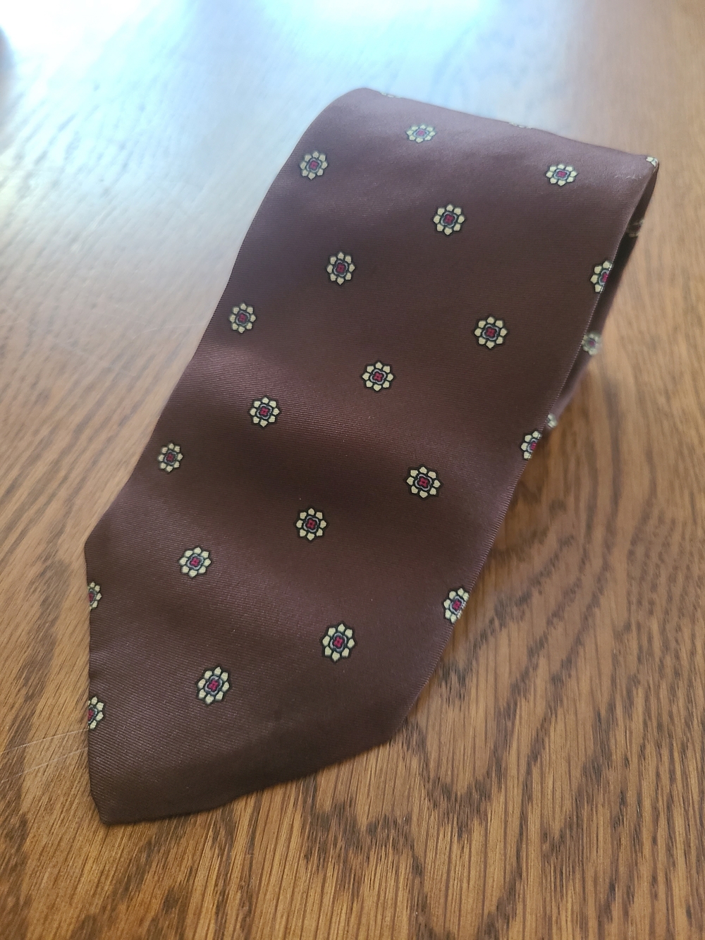 Christopher Hart Men's Brown Medallion Pattern Tie